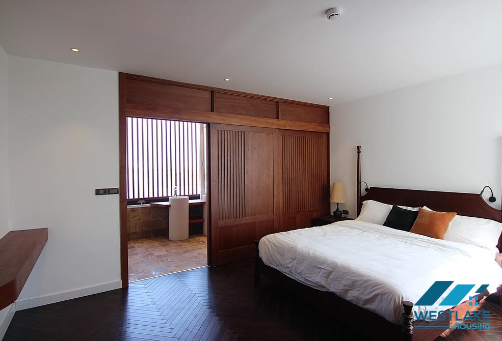 A penthouse 3 bedroom apartment for rent in Tay Ho, Ha Noi