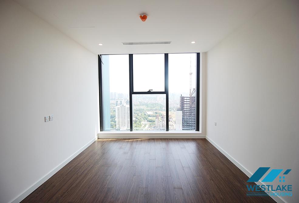 Unfurnished duplex apartment in Sunshine City for rent