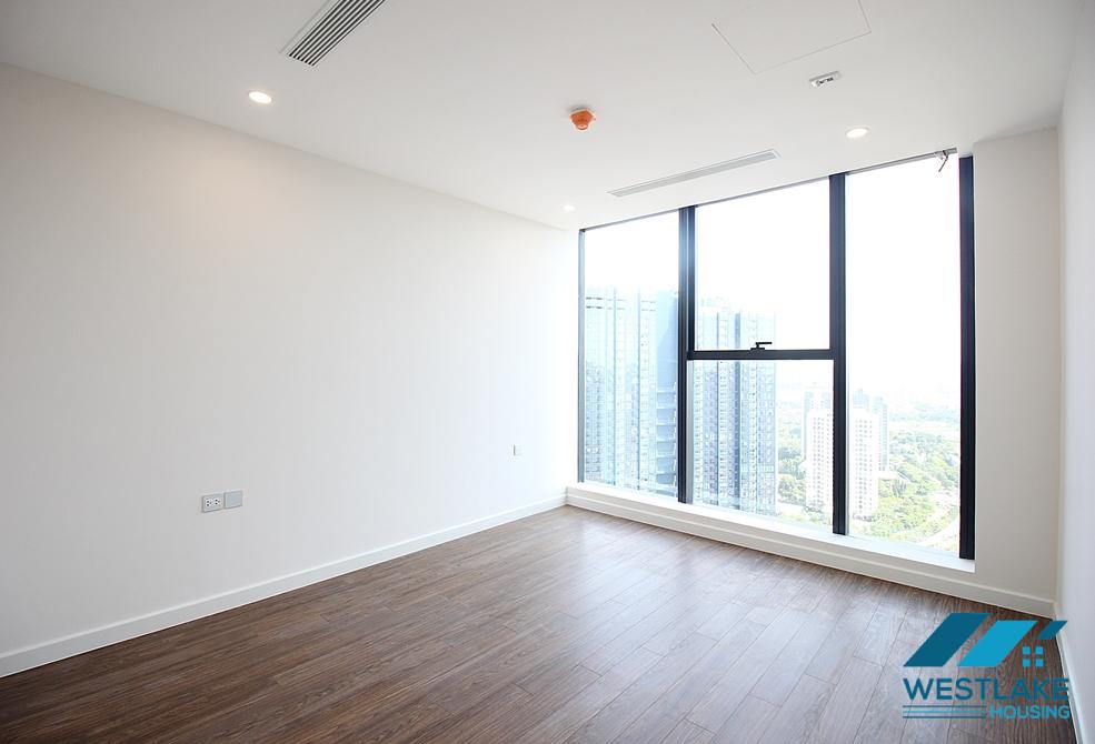 Unfurnished duplex apartment in Sunshine City for rent