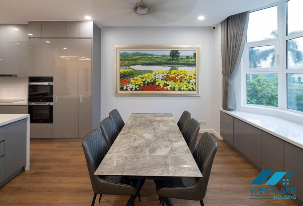 CHO THUÊ BIỆT THỰ TRẮNG – KHU C CIPUTRA