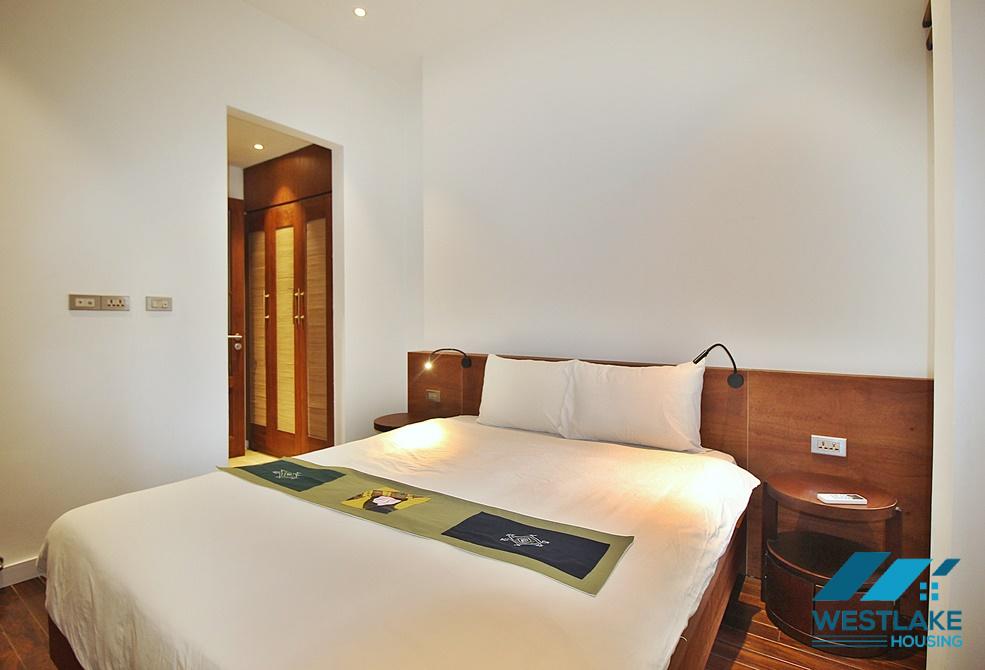 A marvellous 4 bedroom apartment for rent on Dang Thai Mai street, Tay Ho District