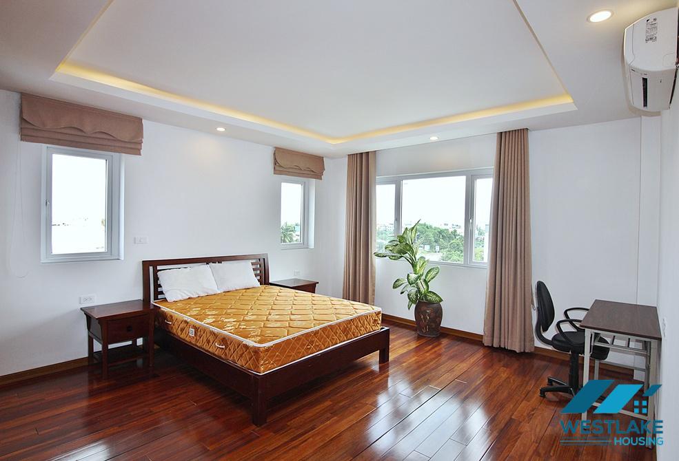 Spacious 04 bedroom apartment on high floor for rent in Tay Ho, Ha Noi