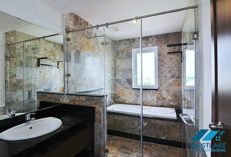 Spacious 04 bedroom apartment on high floor for rent in Tay Ho, Ha Noi