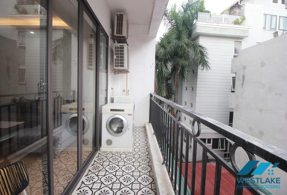 Affordable price 02 bedrooms apartment for rent in Au Co area, Ha Noi