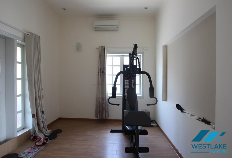 Cho thuê nhà tại Ciputra – Block C, Tây Hồ, Hà Nội.