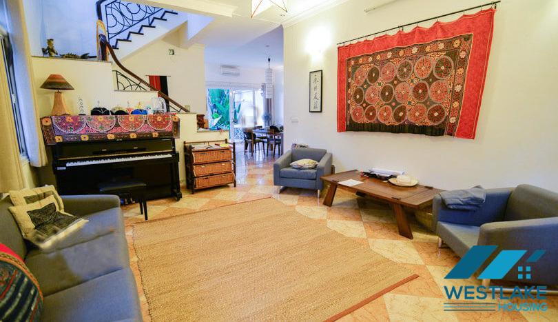 Cho thuê biệt thự đẹp tại khu C – Ciputra, Tây Hồ, Hà Nội.