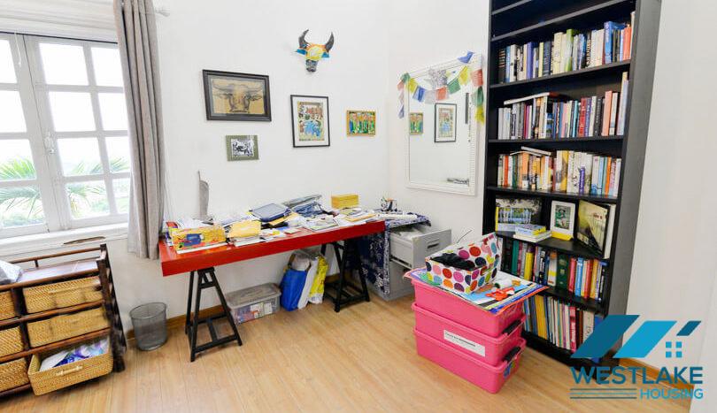 Cho thuê biệt thự đẹp tại khu C – Ciputra, Tây Hồ, Hà Nội.