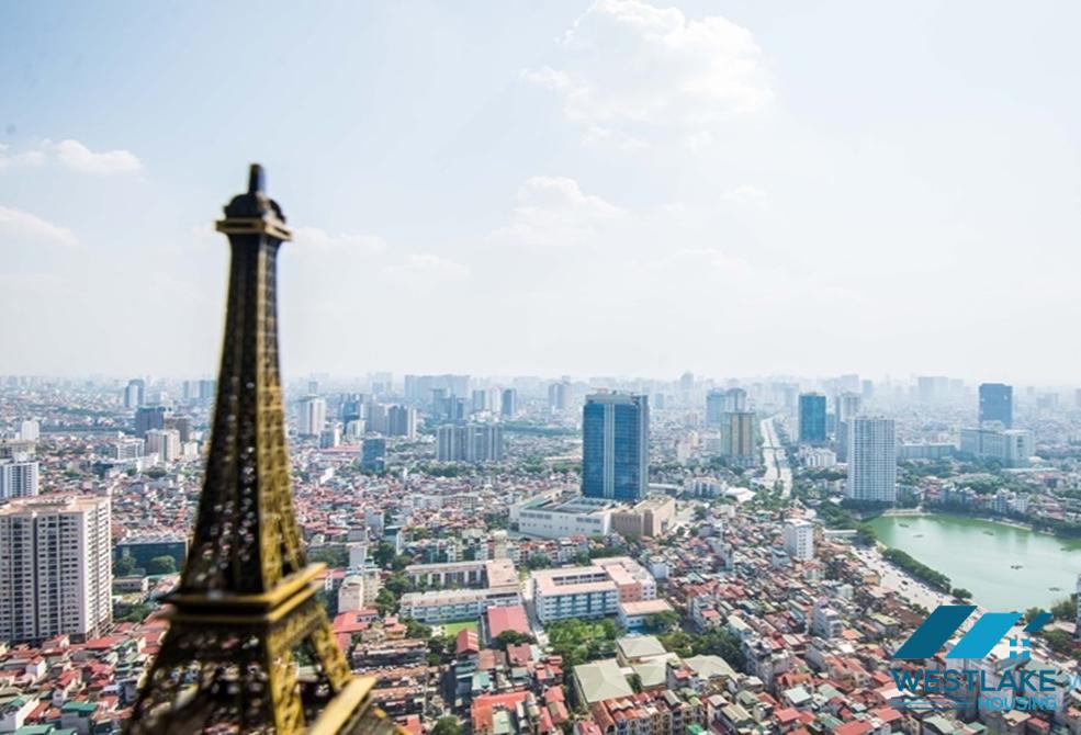 Highfloor  2 bedrooms apt for rent in Vinhomes Metropolis, Ba Dinh, Ha Noi