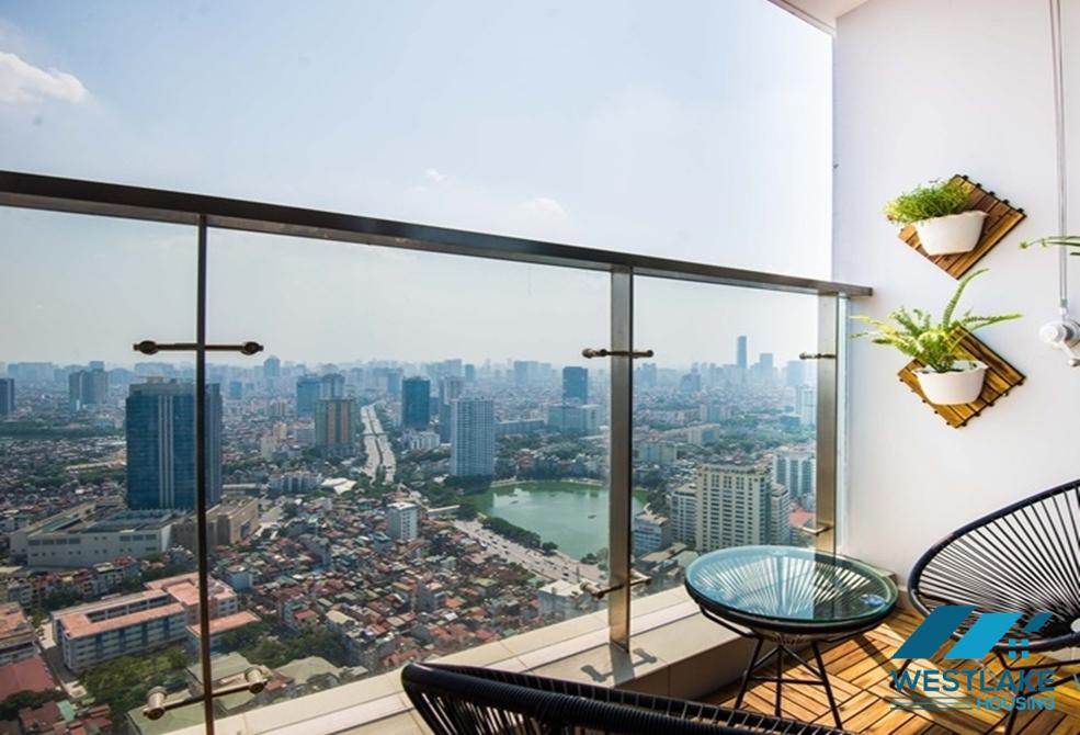 Highfloor  2 bedrooms apt for rent in Vinhomes Metropolis, Ba Dinh, Ha Noi