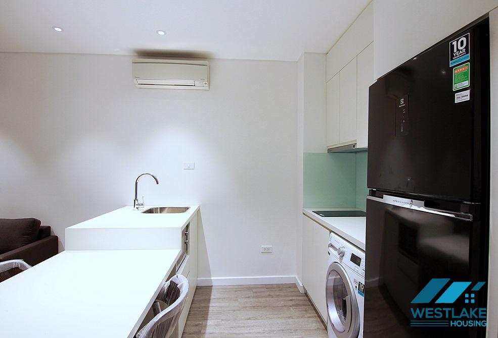 A nice 1 bedroom apartment for lease near Water Park, Tay Ho, Ha Noi