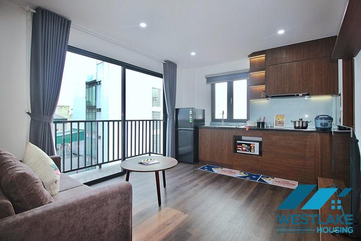 A good studio apartment for lease in Au Co area, Tay Ho, Ha Noi