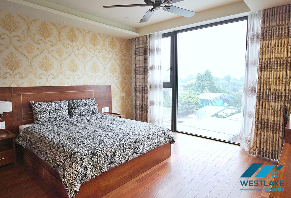 An affordable 3 bedroom apartment for rent in Dang Thai Mai, Tay Ho