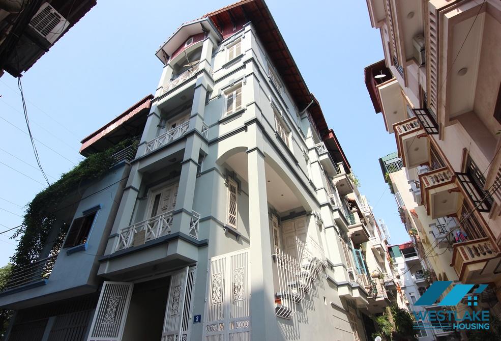 Nice and quiet house for rent in Au Co, Tay Ho