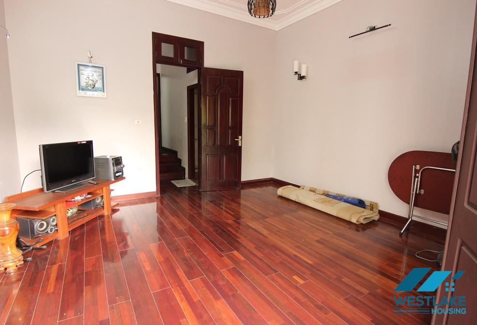 Lovely house for rent in Au Co, Tay Ho, Ha Noi