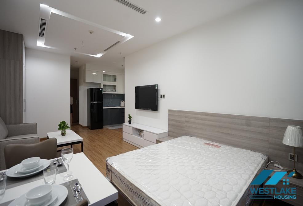 A brand new studio for rent in Vinhomes Metropolis, Ba Dinh, Ha Noi