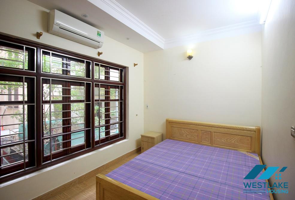 Cheap house with 4 bedrooms for rent in Au Co, Tay Ho