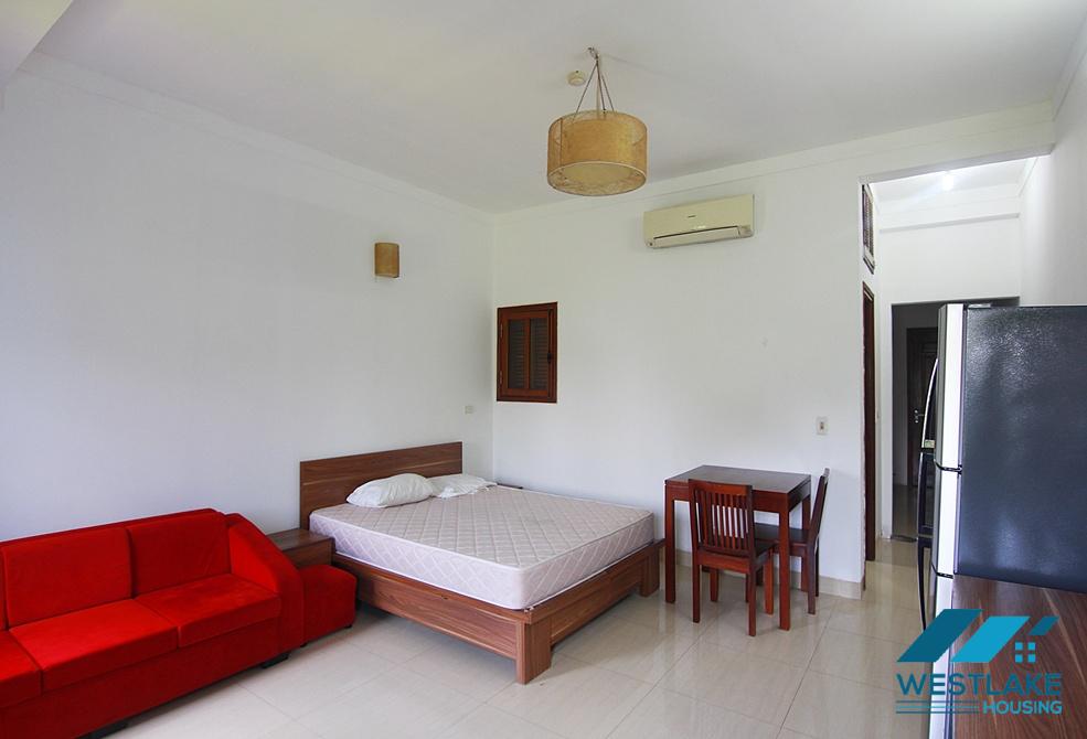 Beautiful studio for rent in Au Co, Tay Ho, Hanoi