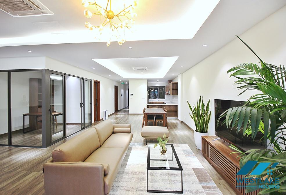 Clean and spacious 3 bedrooms apartment for rent in tay Ho area, Ha Noi