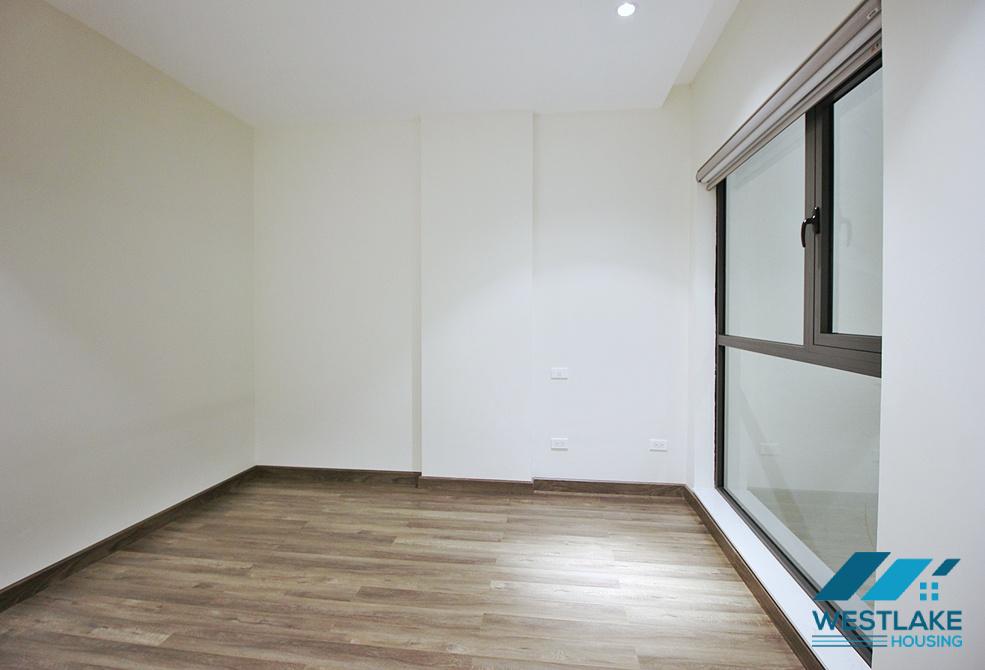 Clean and spacious 3 bedrooms apartment for rent in tay Ho area, Ha Noi