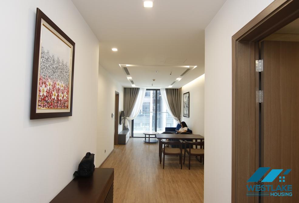 A nice 2 bedroom apartment for rent in Vinhomes Metropolis, Ba Dinh, Ha Noi