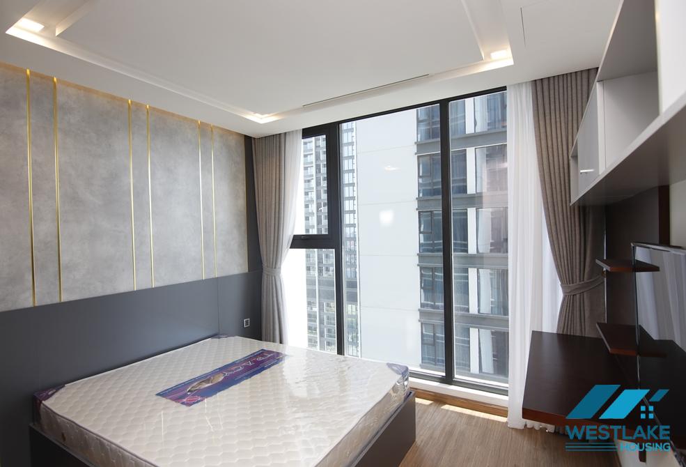 A nice 2 bedroom apartment for rent in Vinhomes Metropolis, Ba Dinh, Ha Noi