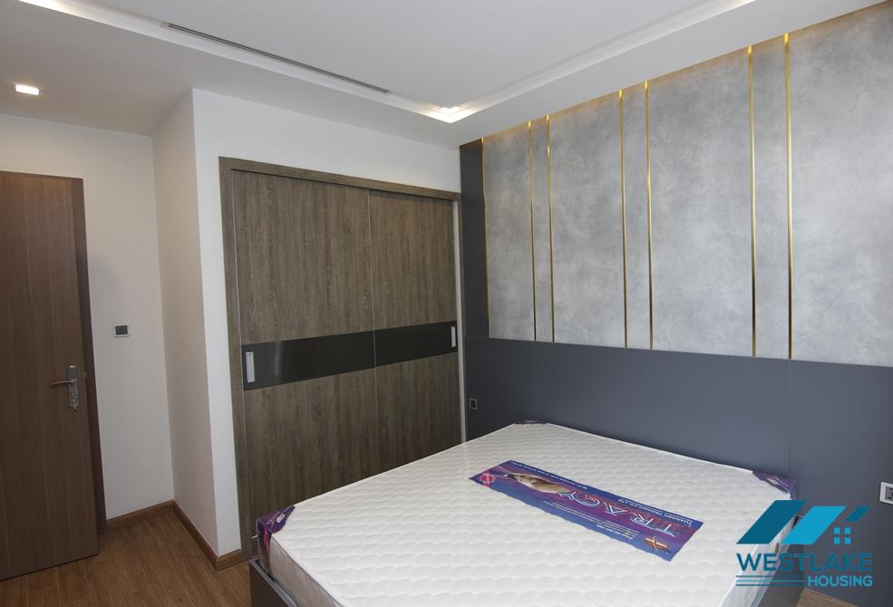 A nice 2 bedroom apartment for rent in Vinhomes Metropolis, Ba Dinh, Ha Noi