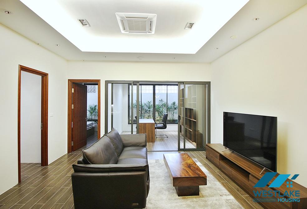 Good quality 01 bedroom apartment on the ground floor for rent in Au Co, Tay Ho, Ha Noi