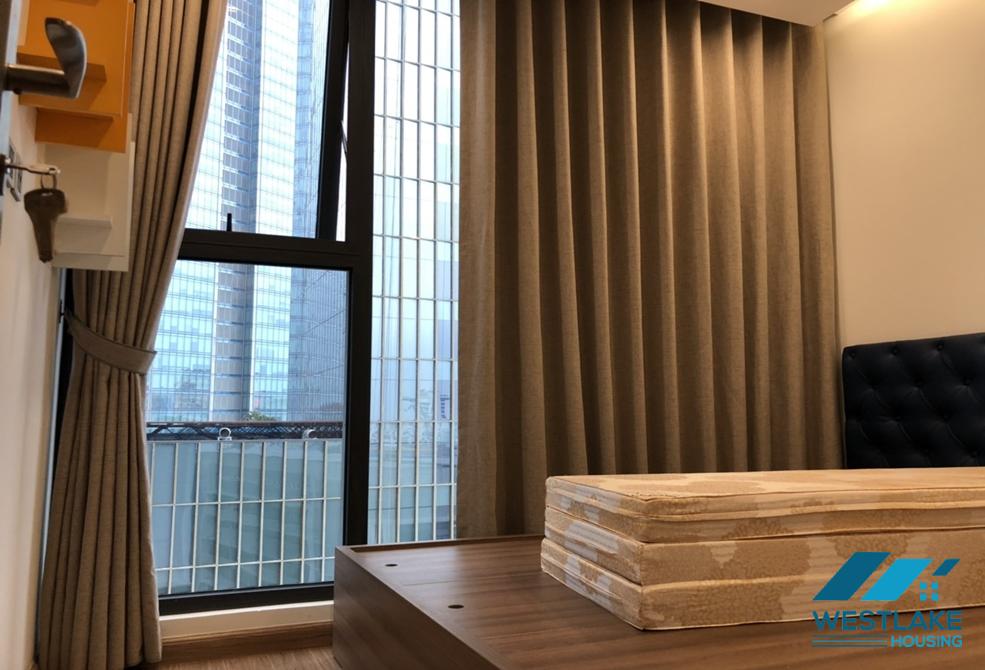 A beautiful two bedroom apartment for rent in Vinhomes Metropolis, Ba Dinh, Ha Noi