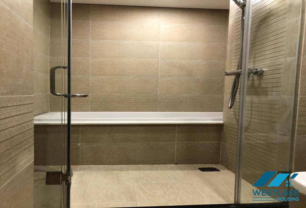 A beautiful two bedroom apartment for rent in Vinhomes Metropolis, Ba Dinh, Ha Noi