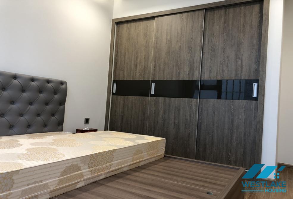 A beautiful two bedroom apartment for rent in Vinhomes Metropolis, Ba Dinh, Ha Noi