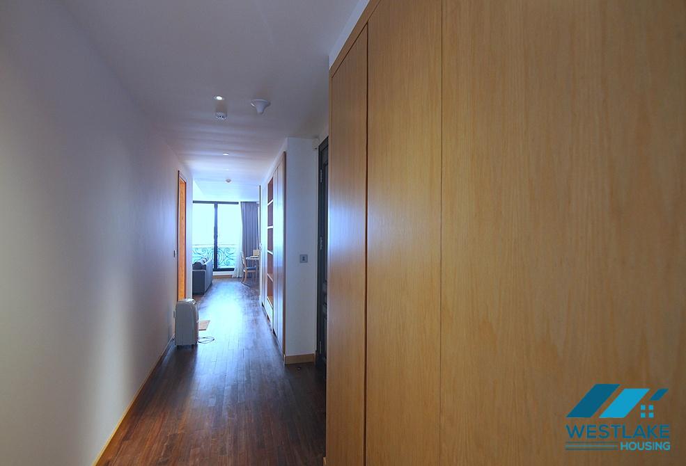 Spacious 02 bedrooms apartment for rent in central of Tay Ho, Ha Noi