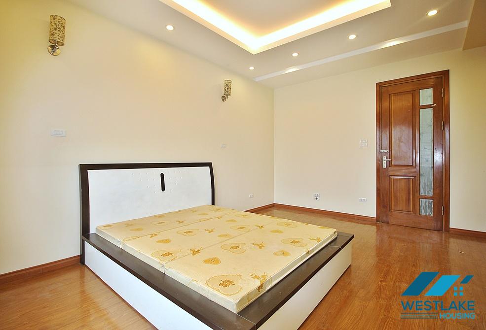 A beautiful and quiet house for rent in Au Co, Tay Ho