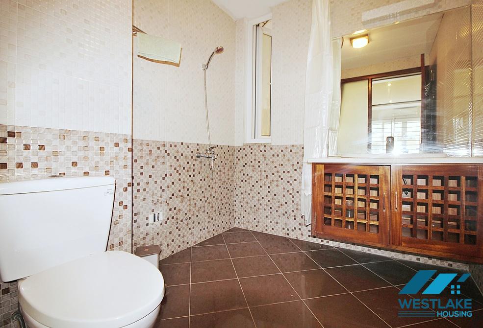 A nice and spacious 4 bedroom house for rent in Au Co, Tay Ho