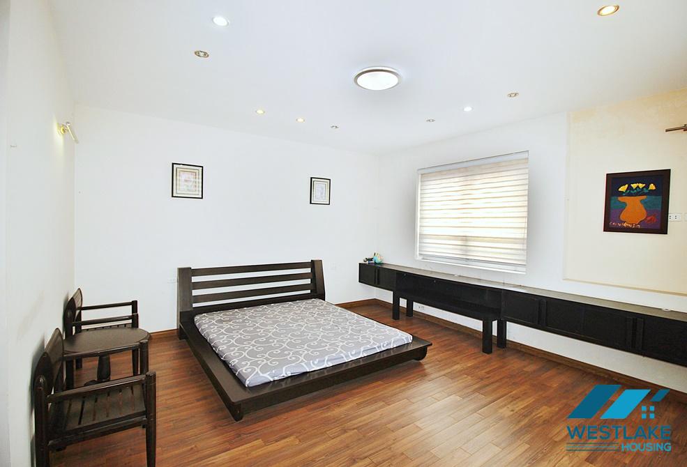 A nice 4 bedroom house for rent in Au Co, Tay Ho