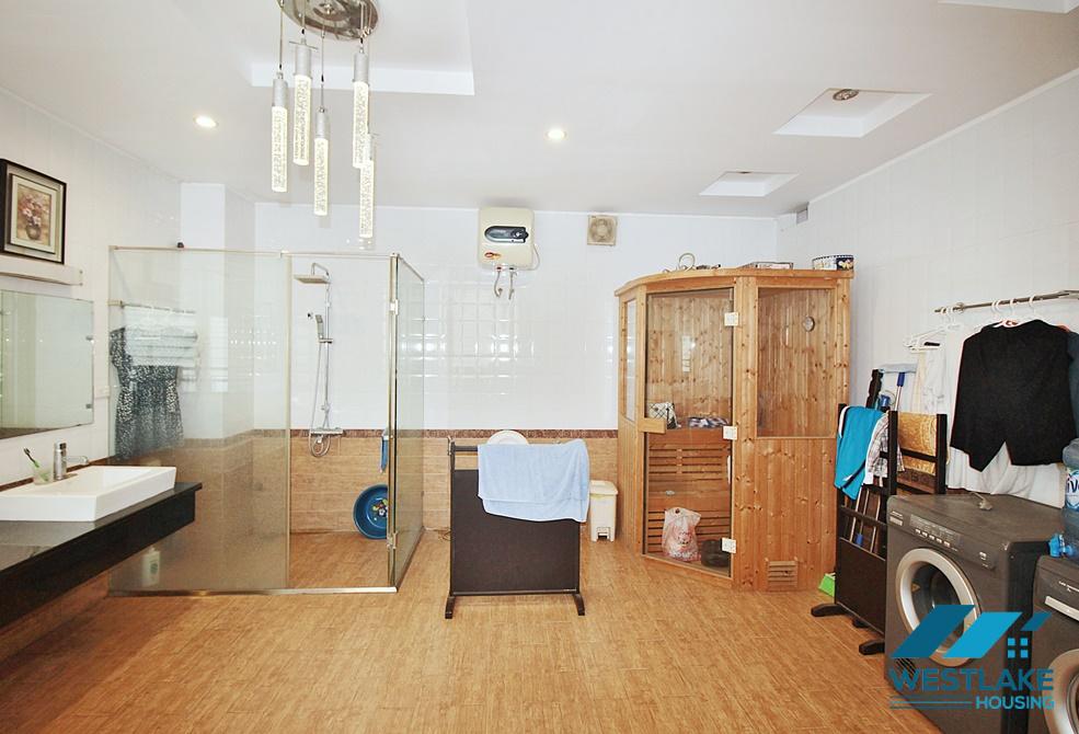 A nice 4 bedroom house for rent in Au Co, Tay Ho