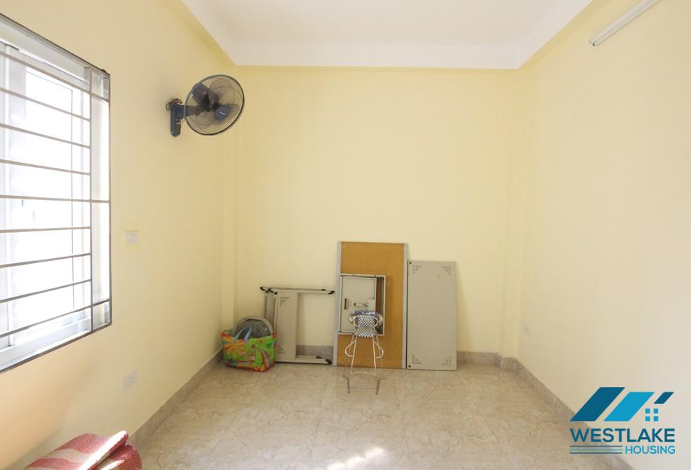 A bright 4 bedroom house for rent in Au Co, Tay Ho