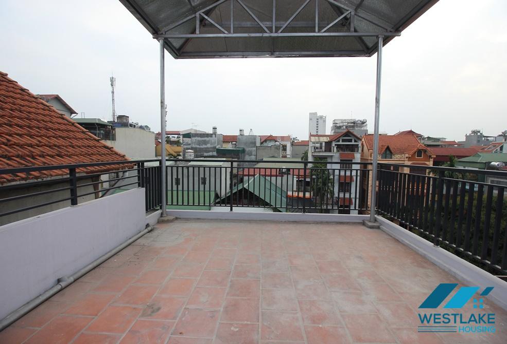 A nice house with big yard for rent in Au Co, Tay Ho