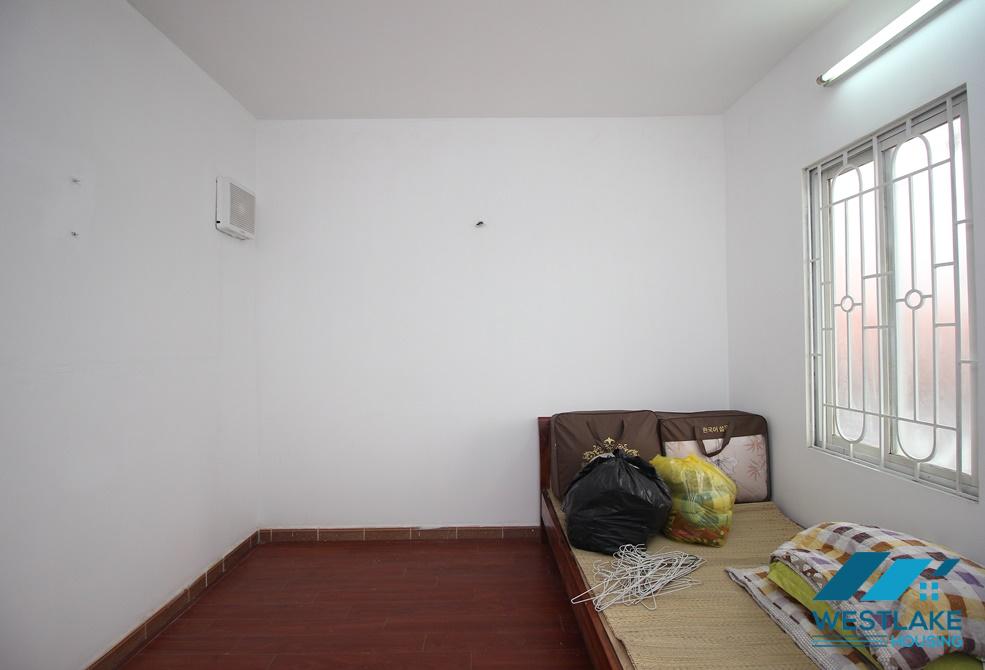 A nice house with big yard for rent in Au Co, Tay Ho