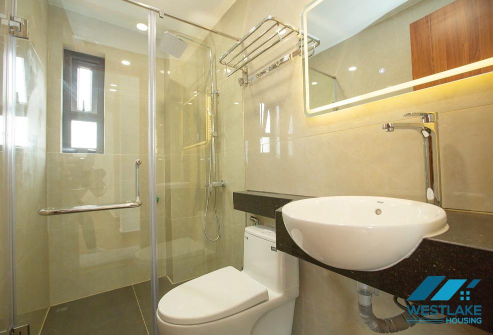 A bright one bedroom apartment on top floor for rent in Xuan Dieu area, Tay Ho, Ha Noi