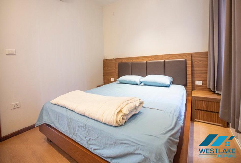 Spacious, high-quality 1-bedroom apartment for rent in Xuan Dieu, Tay Ho