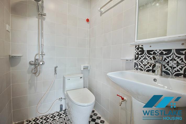 Cho Thuê Nhà  4 Phòng Ngủ Hoàn Toàn Mới, Đẹp, Hiện Đại View Hồ Thoáng Sáng Cho Thuê Tại Tây Hồ, Hà Nội