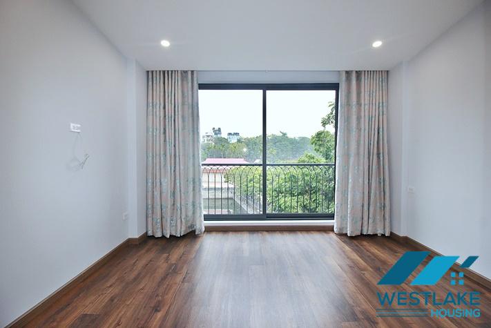 Brand new, modern 4 bedrooms house for rent in Tay Ho, near Sheraton Hotel and West Lake