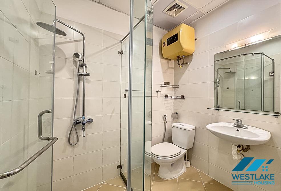 New renovated 02 bedrooms apartment for rent in Tay Ho area, Ha Noi