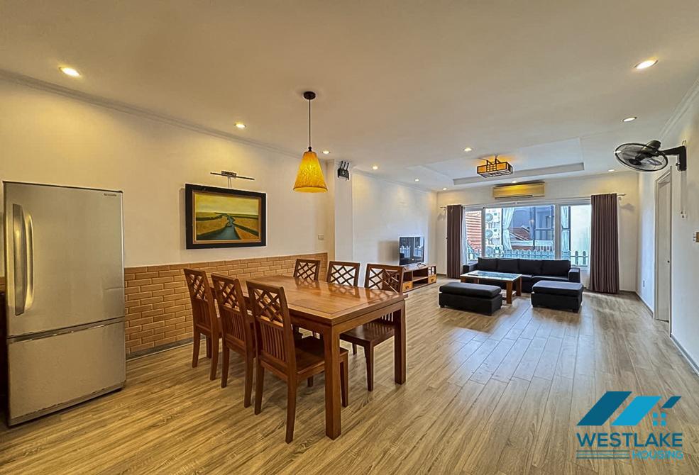 Large 02 bedrooms apartment for rent in Tay Ho, Ha Noi