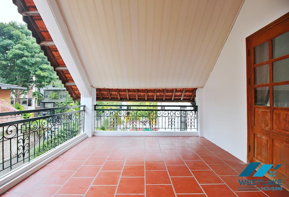 Beautifull house with huge garden for rent in Tay Ho area, Ha Noi
