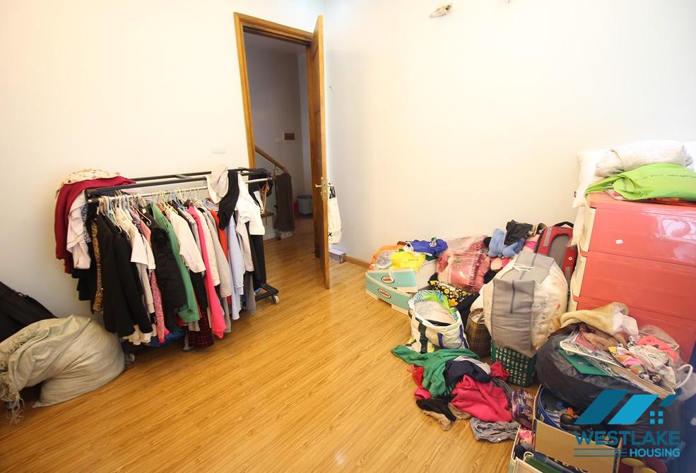 An affordable house for rent in Au Co, Tay Ho