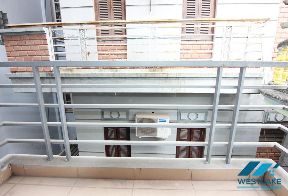 An unfurnished cheap house for rent in Au Co, Tay Ho