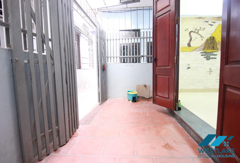 An unfurnished cheap house for rent in Au Co, Tay Ho