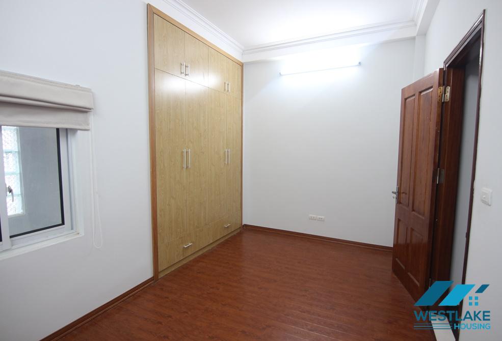 A good house for rent in Au Co, Tay Ho, Ha Noi