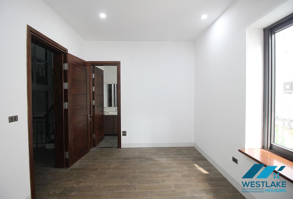 A wonderful, modern house in semi-furnished condition for rent in T Block, Ciputra